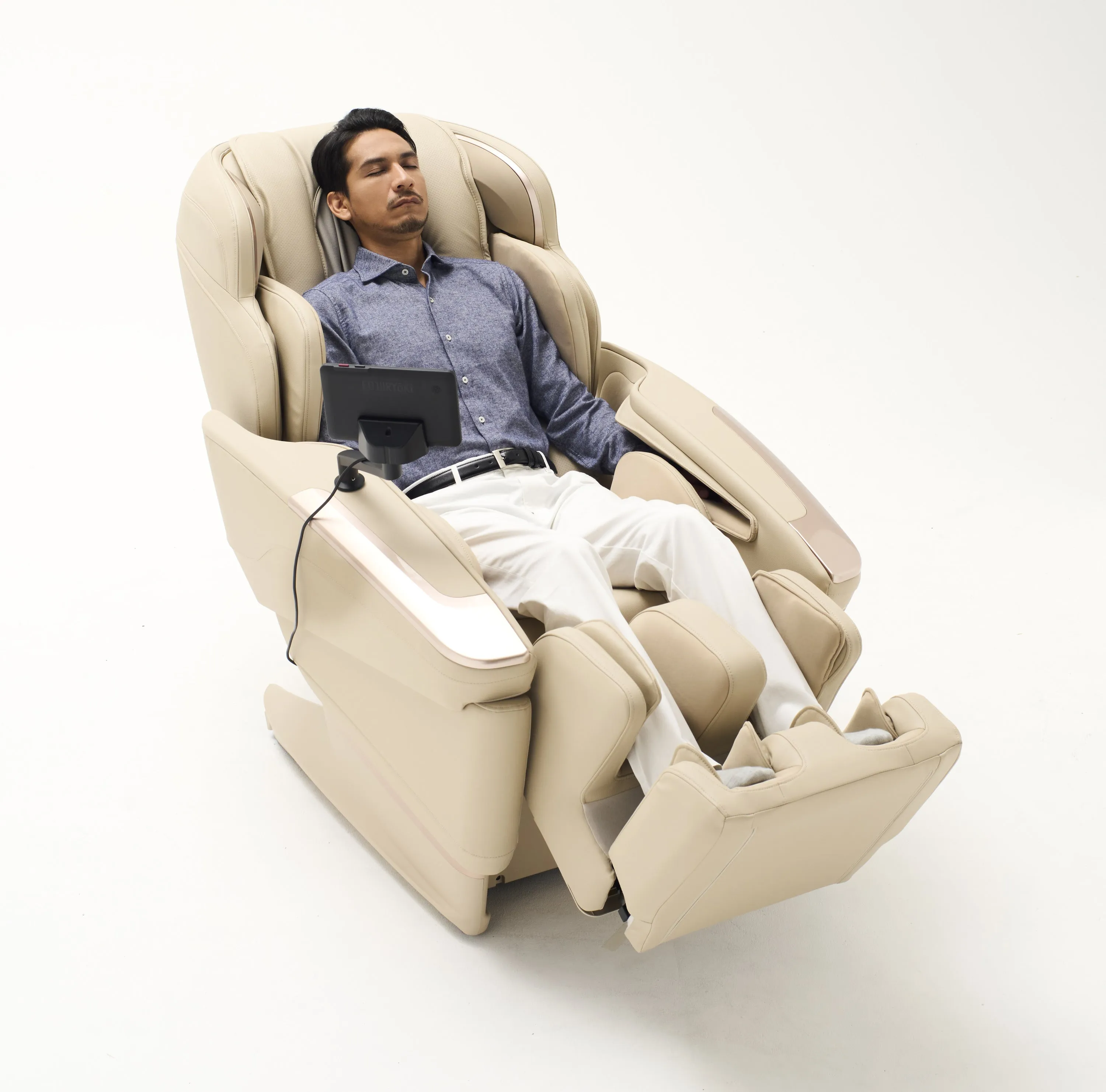 Fujiiryoki Cyber Relax Ai Made in Japan 5D Ai Ultra Premium Massage Chair