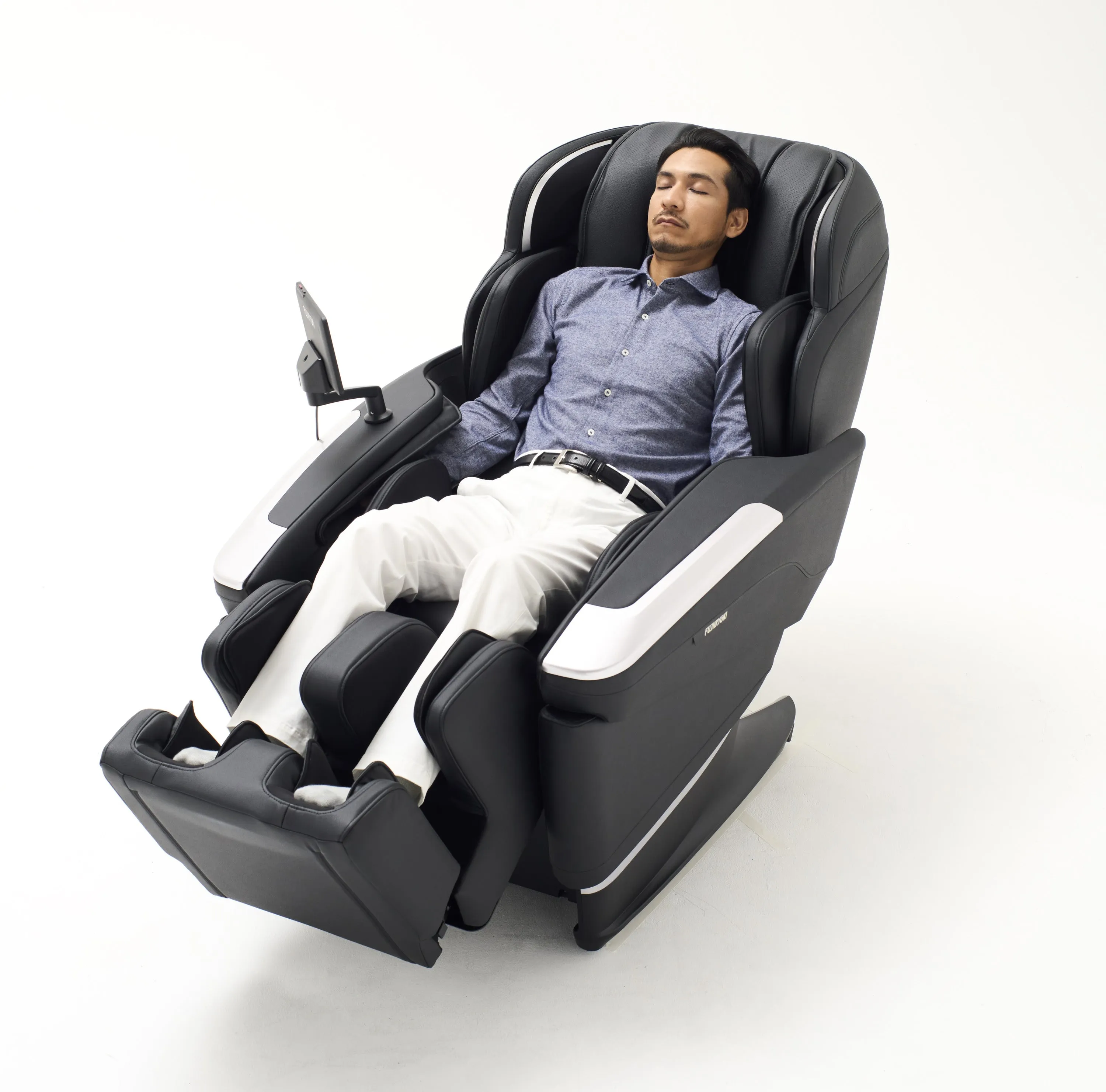 Fujiiryoki Cyber Relax Ai Made in Japan 5D Ai Ultra Premium Massage Chair