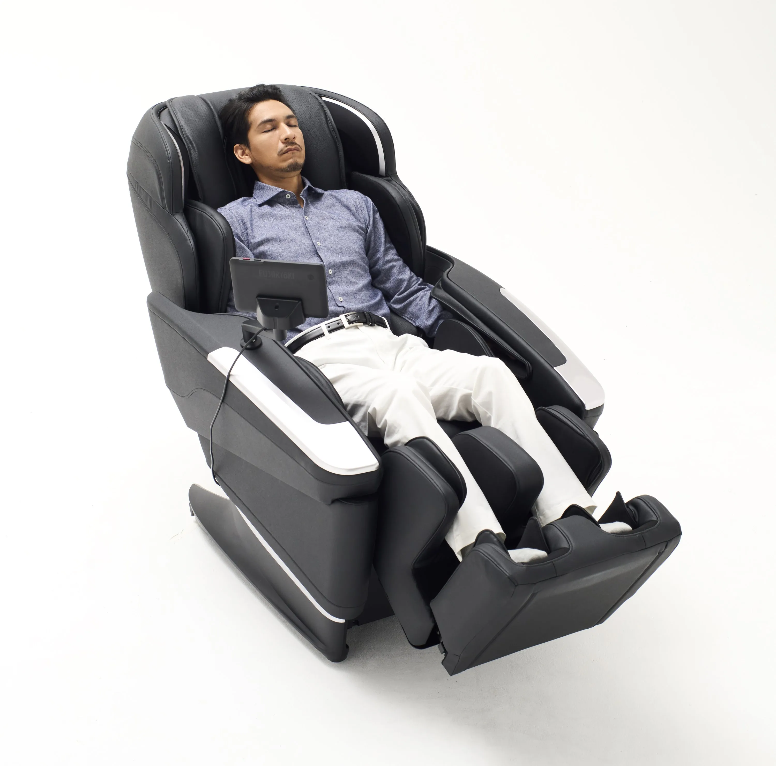 Fujiiryoki Cyber Relax Ai Made in Japan 5D Ai Ultra Premium Massage Chair