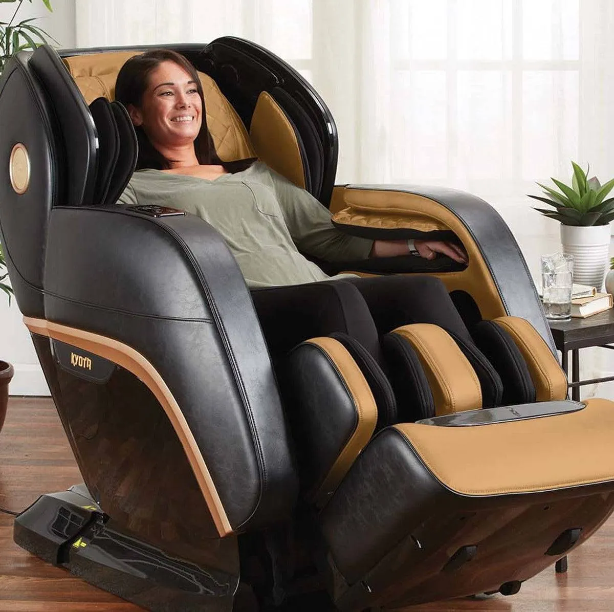 Kyota Kokoro™ M888 4D Massage Chair - Certified Pre-Owned